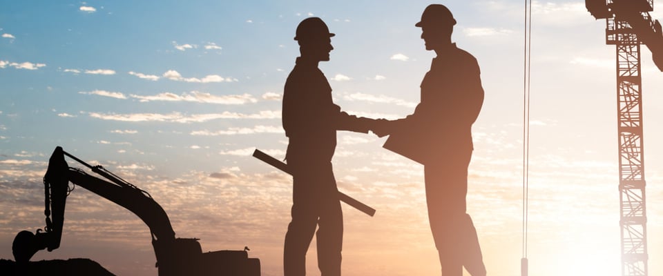 Asite_Blog_8_Tips_for_Prequalifying_Your_Subcontractors_Workers_Onsite_Shaking_Hands