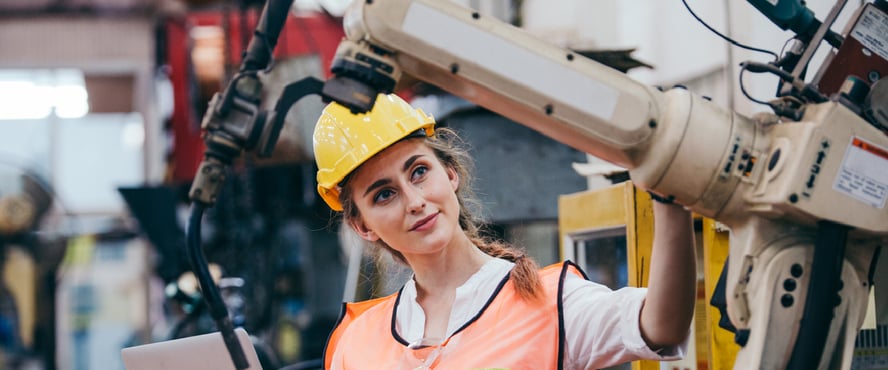 Asite_Blog_Women_Paving_Their_Way_in_Construction_Woman_Robotic_Arm