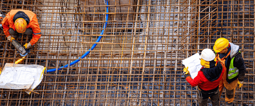 Asite_blog_Will_Construction_Building_Materials_Prices_Rise_or_Fall_in_2023_concrete_foundations_workers